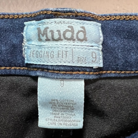 Mudd Jegging Fit Jeans - Picture 2 of 3